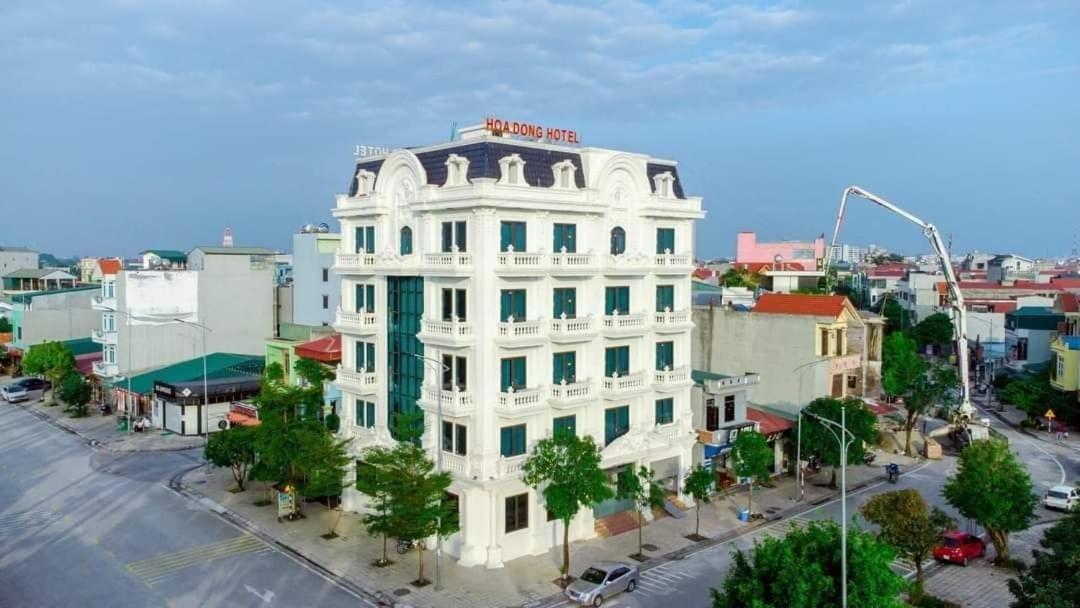 Khach San Hoa Dong Hotel Phu Ly ภายนอก รูปภาพ